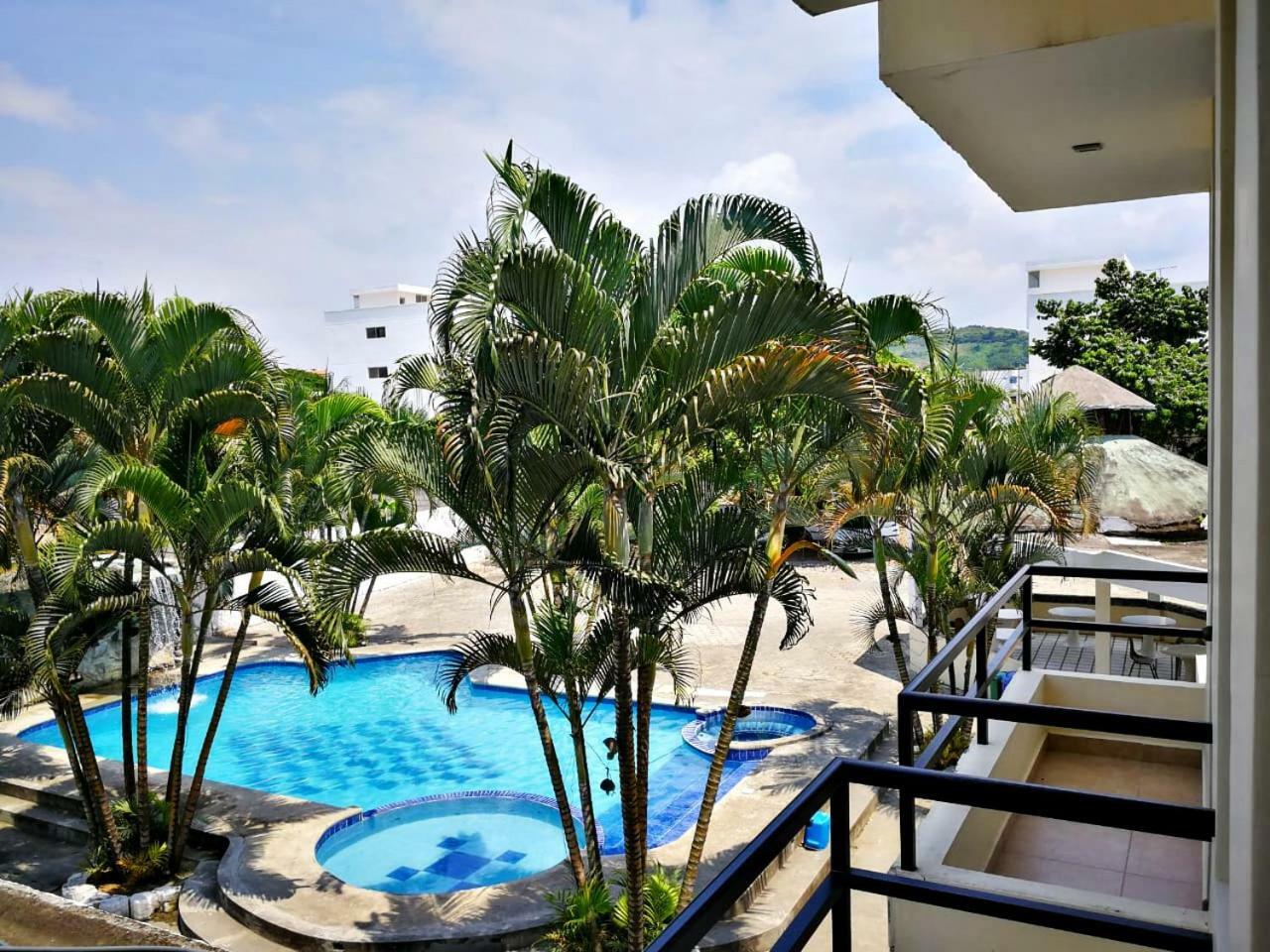 La Bocana Hotel Tonsupa Exterior photo